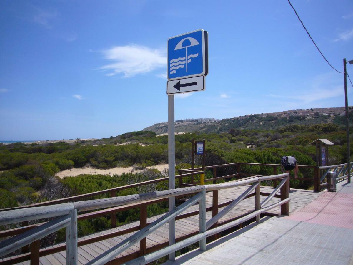 Descansa Y Disfruta De Las Mejores Playas Arenales del Sol Esterno foto